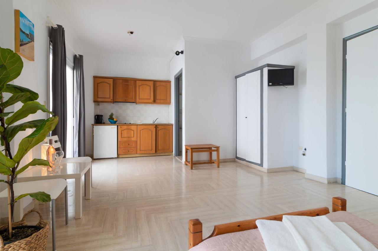 Kantaros Apartments Ипсос Екстериор снимка