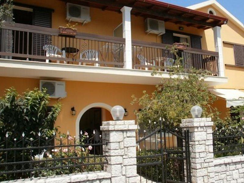 Kantaros Apartments Ипсос Екстериор снимка