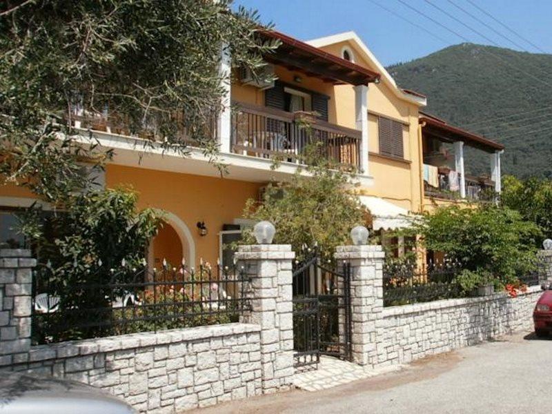 Kantaros Apartments Ипсос Екстериор снимка