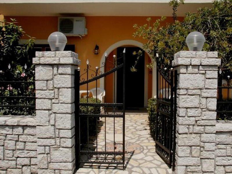 Kantaros Apartments Ипсос Екстериор снимка
